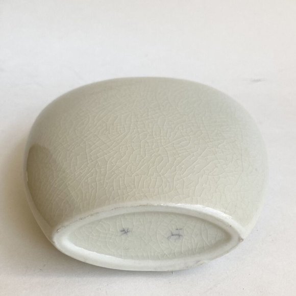 Vintage Asian Japanese Vase Porcelain Flower Cart Cream Pink Small Made in Japan - Picture 7 of 16